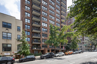 1199 Park Ave in New York, NY - Building Photo - Building Photo