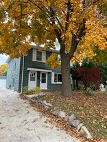 2113 N Sherman Ave, Unit North Sherman in Madison, WI - Building Photo