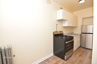 6250 N Winthrop Ave in Chicago, IL - Building Photo - Building Photo