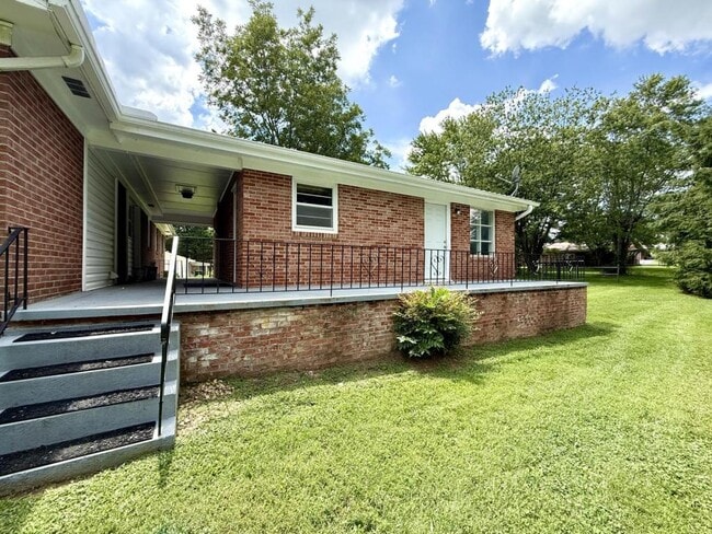 property at 118 Harrison Dr