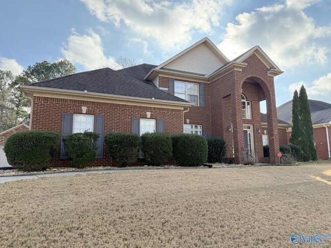 118 Crystal Lake Dr in Madison, AL - Building Photo - Building Photo