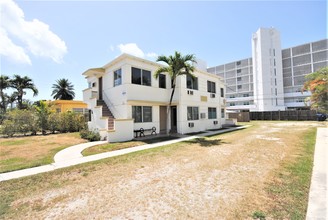 1910-1920 Biarritz Dr in Miami Beach, FL - Building Photo - Building Photo