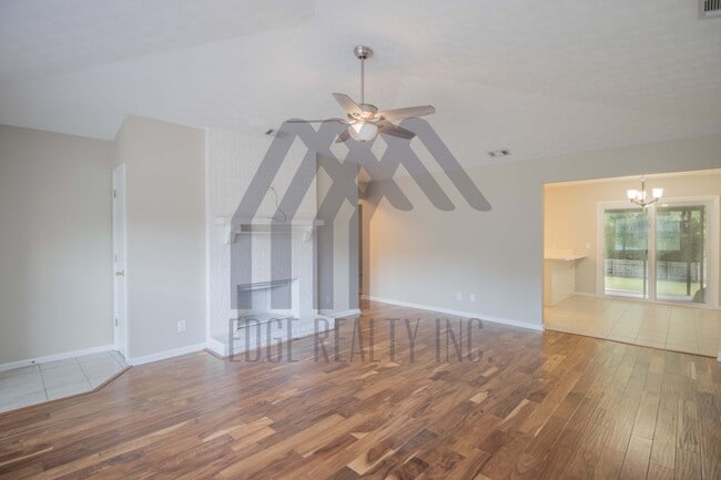 523 Rice Gate Dr in Richmond Hill, GA - Building Photo - Building Photo