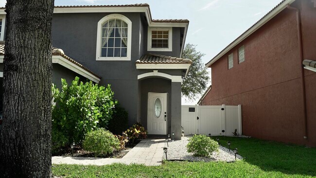 3290 Turtle Cove in West Palm Beach, FL - Building Photo - Building Photo
