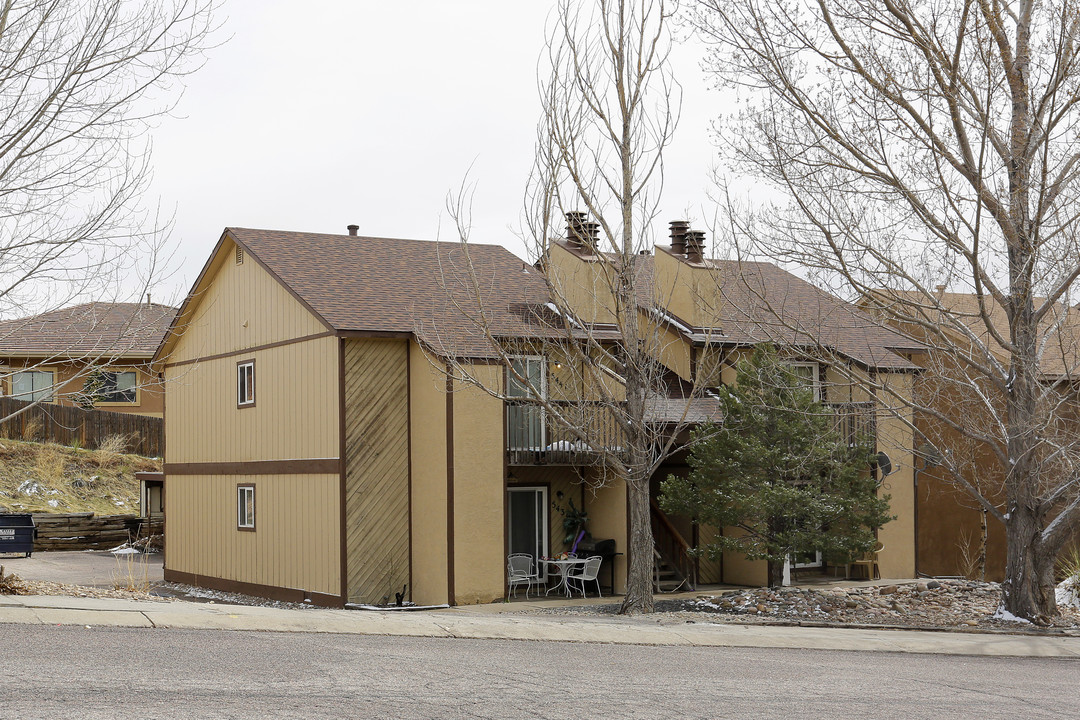 5435 Fiesta Ln in Colorado Springs, CO - Building Photo