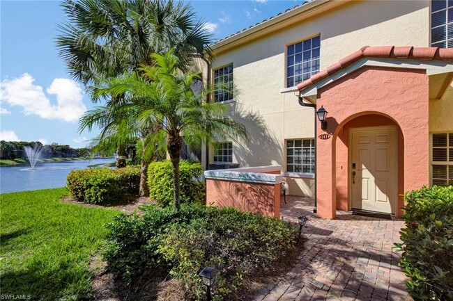 8533 Via Garibaldi Cir-Unit -101 in Estero, FL - Foto de edificio - Building Photo