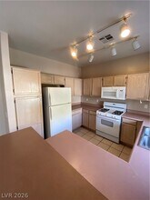 6804 Indian Chief Dr in Las Vegas, NV - Building Photo - Building Photo