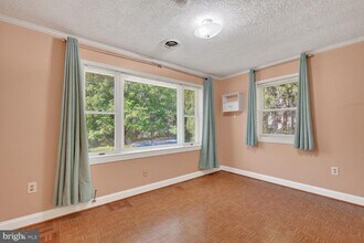 6013 Neilwood Dr in Rockville, MD - Building Photo - Building Photo