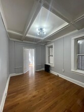 204 Bidwell Ave, Unit 3 in Jersey City, NJ - Building Photo - Building Photo