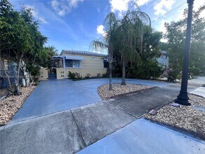 2016 Pierce St in Hollywood, FL - Building Photo - Building Photo