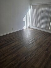 4388 Ventura Canyon Ave, Unit Unit 3 in Los Angeles, CA - Building Photo - Building Photo