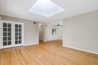 1089 W McKinley Ave in Sunnyvale, CA - Building Photo - Building Photo