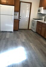 821-823-823 Warbler Ln in Neenah, WI - Building Photo - Building Photo