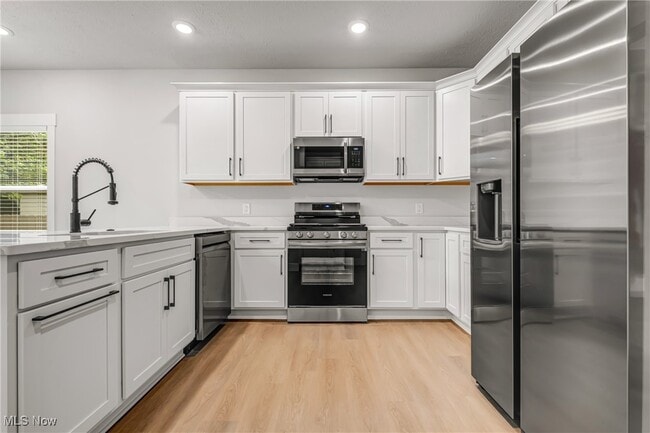 300 N Bissell Rd in Aurora, OH - Building Photo - Building Photo