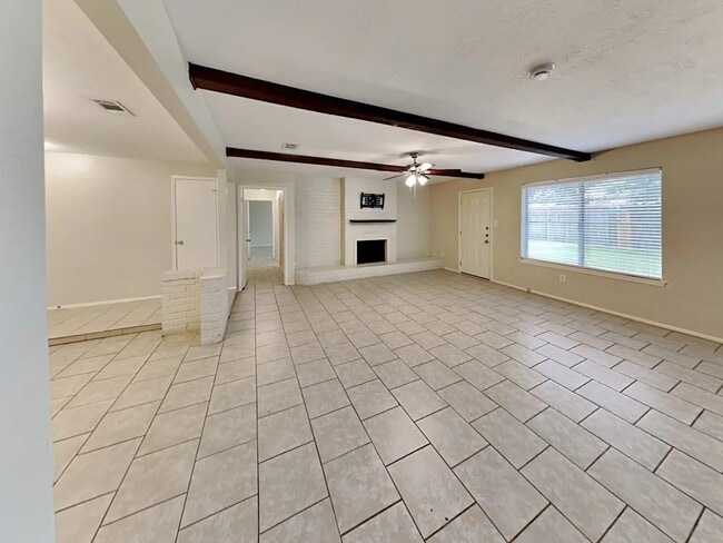16402 Forest Bend Ave in Friendswood, TX - Building Photo - Building Photo