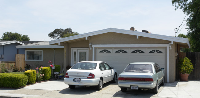 2770 Broadmoor Ave in Concord, CA - Foto de edificio - Building Photo