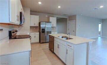 16568 Fire Coral Lane in North Fort Myers, FL - Building Photo - Building Photo