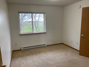 508 Smith Ave, Unit 508 Smith Ave in Osceola, WI - Building Photo - Building Photo