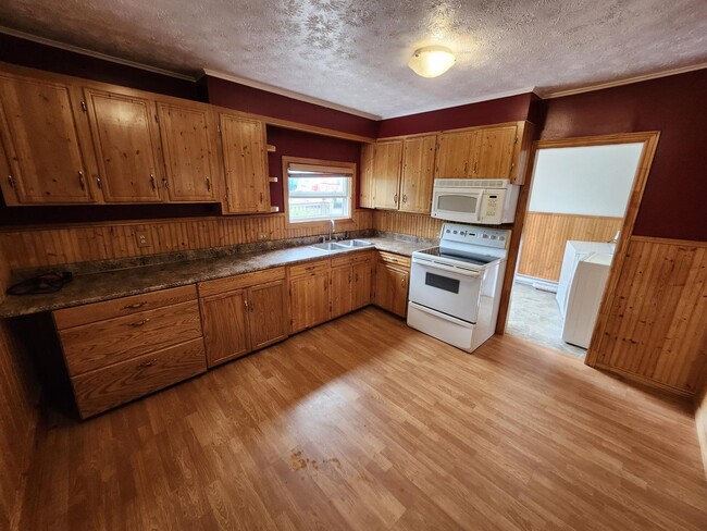 101 Red Head Rd in Saint John, NB - Building Photo - Building Photo