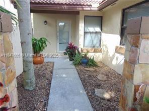 2158 Baton Rouge in Weston, FL - Building Photo