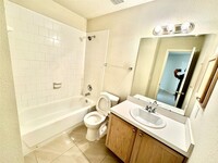 17355 Turquoise Stream Dr, Unit 7 in Houston, TX - Building Photo - Building Photo