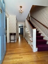 104 Woodland Rd in North Hampton, NH - Building Photo - Building Photo