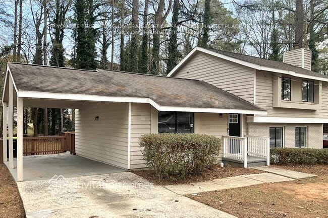 8952 Saddlewood Dr in Jonesboro, GA - Building Photo - Building Photo