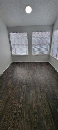 13823 Royal Oak St photo'