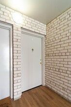 37 Canterbury Square in Alexandria, VA - Building Photo - Building Photo