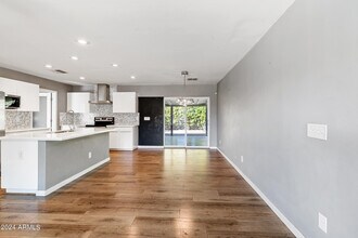 1832 E Campbell Ave in Phoenix, AZ - Building Photo - Building Photo