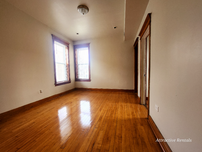 property at 1650 S St Louis Ave
