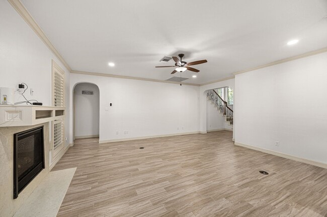 12502 Pebble Way Ct