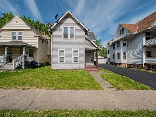 property at 2112 W 93rd St