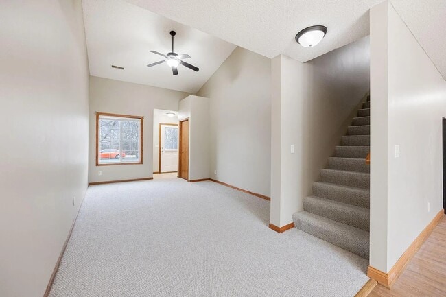 2632 Rushmore Rd in Hastings, MN - Building Photo - Building Photo