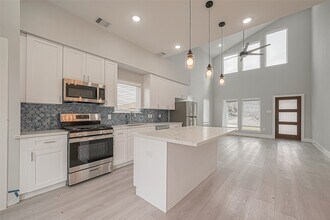 9204 Buffum St in Houston, TX - Building Photo - Building Photo