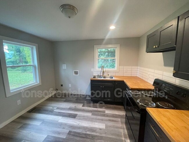 519 Rice St in Spartanburg, SC - Building Photo - Building Photo
