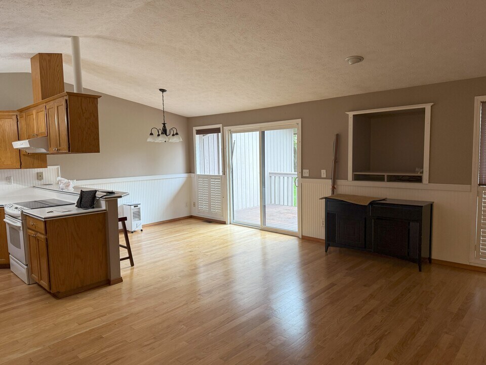 3822 S Alder Dr in Spokane, WA - Building Photo