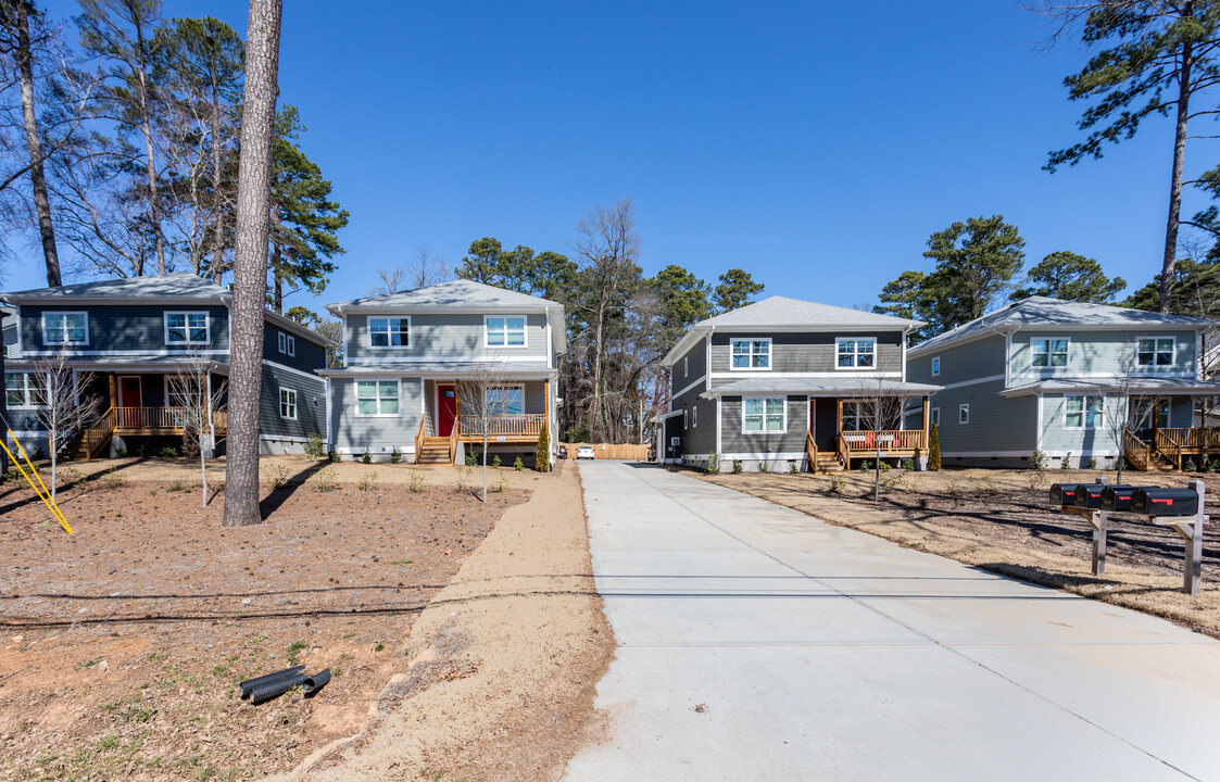 5006-5012 Western Blvd in Raleigh, NC - Building Photo