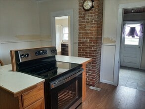 302 E 2nd St in Corning, NY - Building Photo - Building Photo