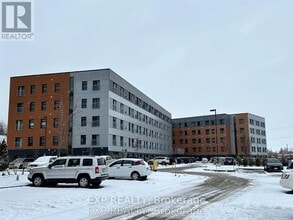 75 Barrie Rd in Orillia, ON - Building Photo - Building Photo