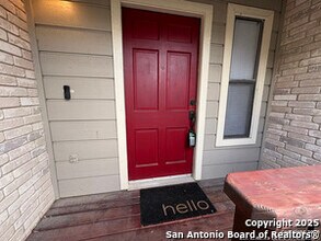 13911 Hohmann Ct in San Antonio, TX - Foto de edificio - Building Photo