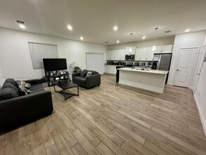 848 SE 17th St in Homestead, FL - Building Photo - Building Photo