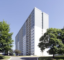 Barkley Towers in Burlington, ON - Building Photo