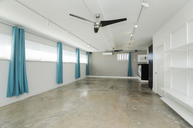 property at 2215 Cleburne St