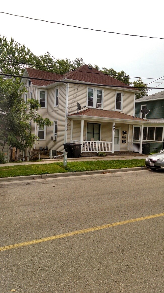 property at 405 S Page St