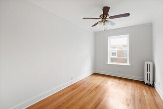 654 W Oakdale Ave in Chicago, IL - Building Photo - Building Photo