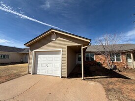 9604 Elgin Ave in Lubbock, TX - Building Photo