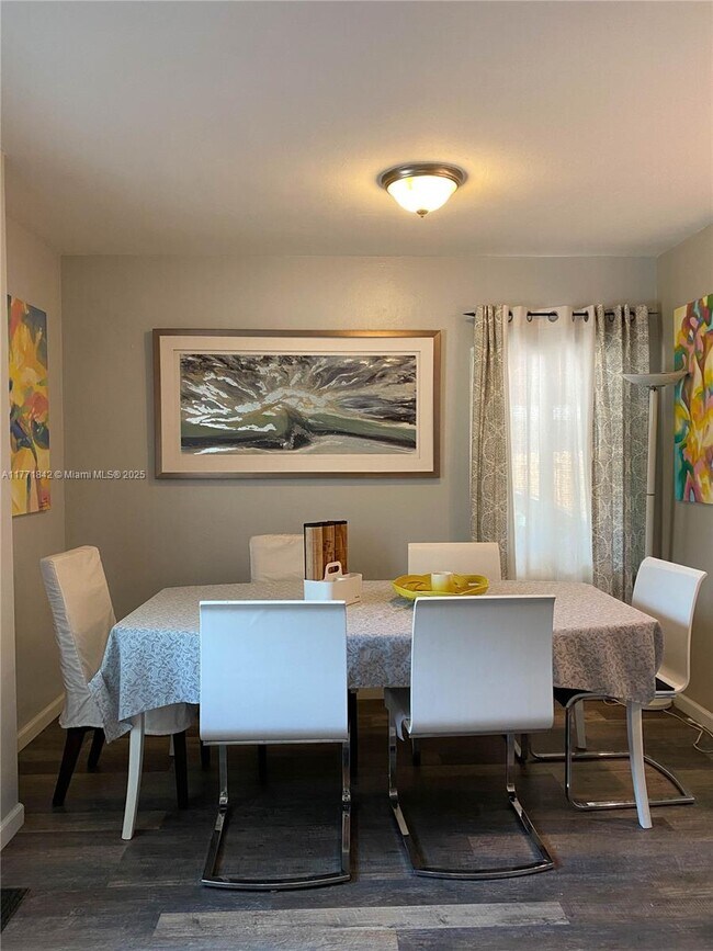 2804 N Ocean Blvd in Fort Lauderdale, FL - Building Photo - Building Photo