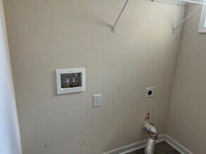 266 Beau St in Lilburn, GA - Building Photo - Building Photo