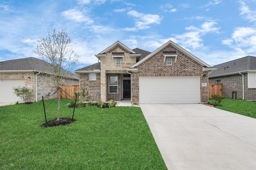 10526 Wildflower Vw Dr in Rosharon, TX - Building Photo